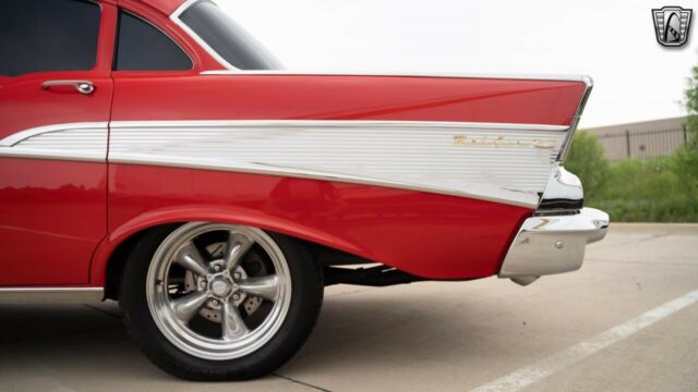 Chevrolet Bel Air/150/210 1957 image number 22