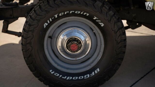 Toyota FJ Cruiser 1973 image number 10