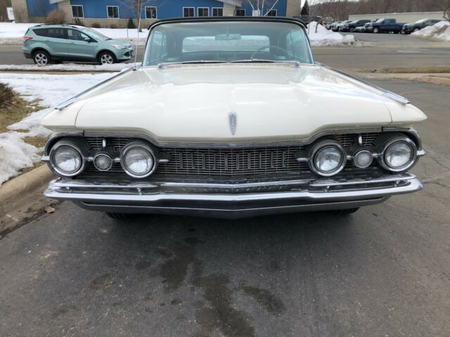 Oldsmobile Ninety-Eight 1959 image number 1