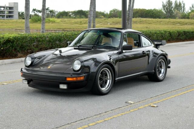 Porsche 930 1979 image number 0