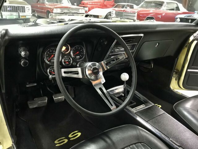 Chevrolet Camaro 1967 image number 37