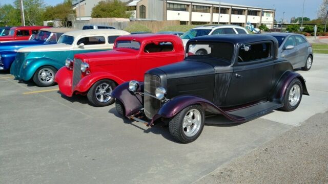 Ford 3 window Coupe 1932 image number 1