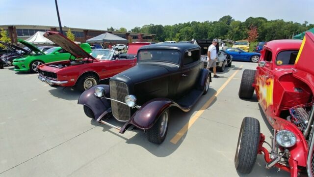 Ford 3 window Coupe 1932 image number 14