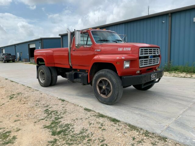 Ford F7000 1900 image number 20