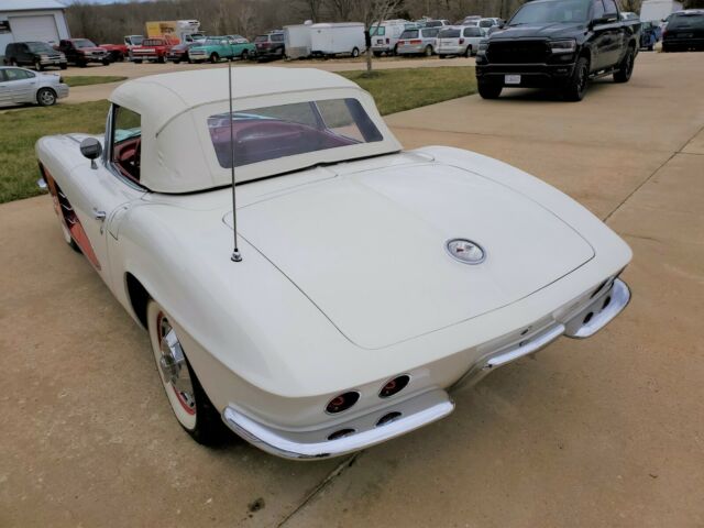 Chevrolet Corvette 1961 image number 6