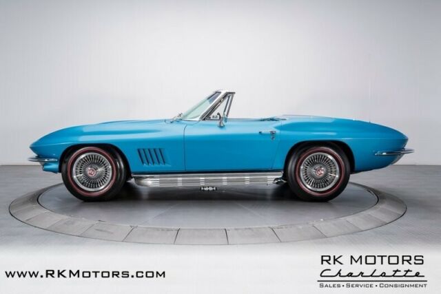 Chevrolet Corvette 1967 image number 15