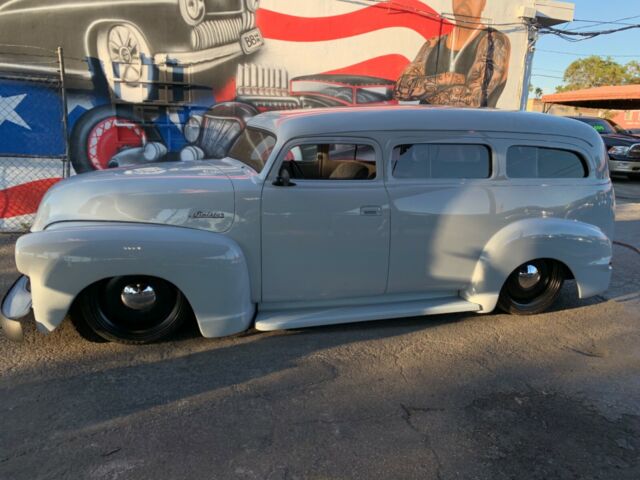 Chevrolet Suburban 1950 image number 37