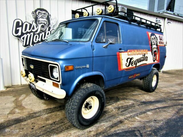 Chevrolet G 10 4X4 Tequila Van 1976 image number 0