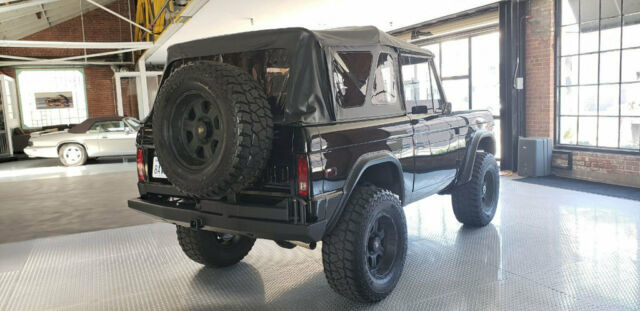 Ford Bronco 1974 image number 16