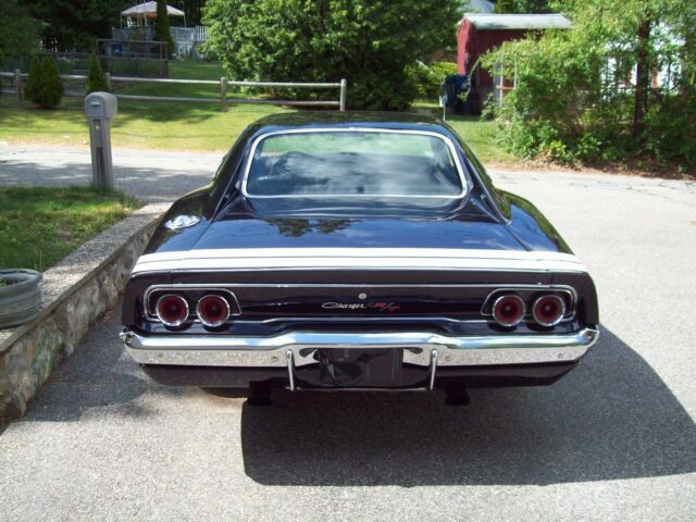 Dodge Charger 1968 image number 1