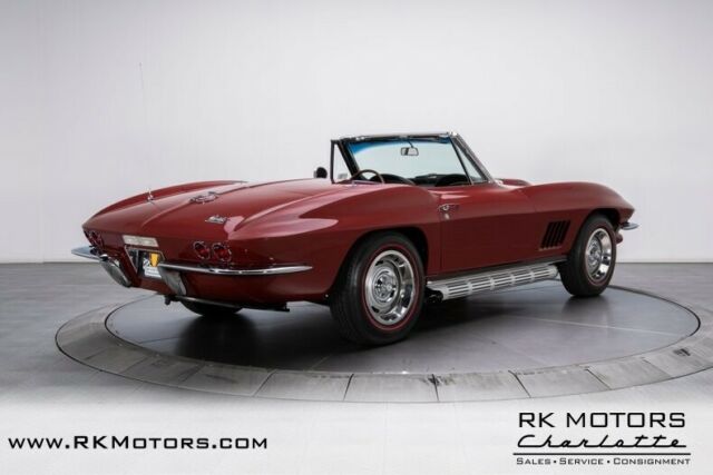 Chevrolet Corvette 1967 image number 25