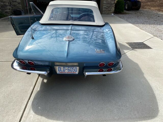 Chevrolet Corvette 1967 image number 22