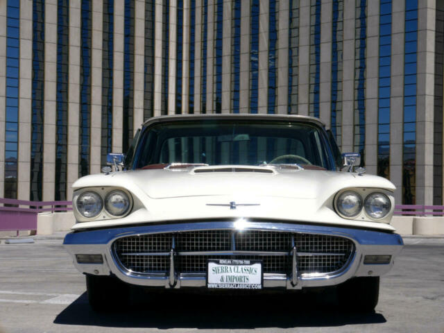 Ford Thunderbird 1960 image number 31