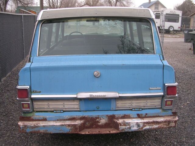 Jeep Wagoneer 1974 image number 29