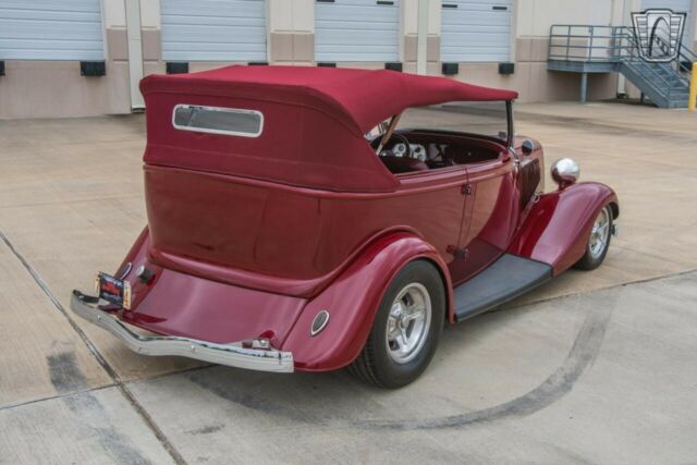 Ford Phaeton 1933 image number 14