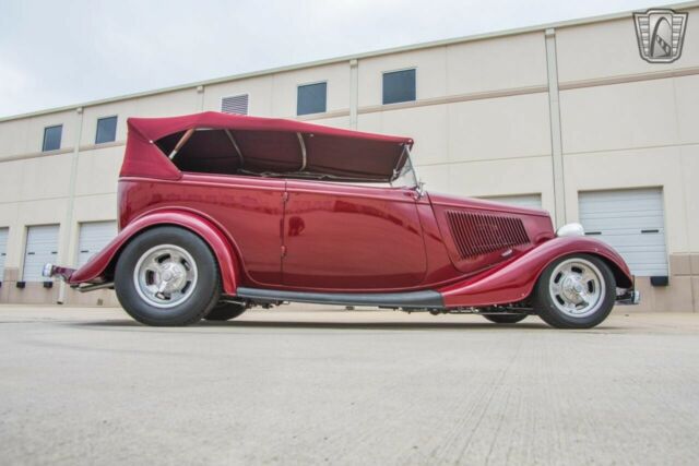 Ford Phaeton 1933 image number 43