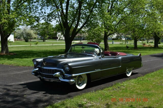 Cadillac DeVille 1955 image number 2