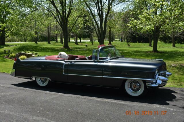 Cadillac DeVille 1955 image number 31