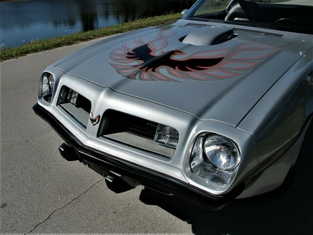 Pontiac Trans Am 1975 image number 32