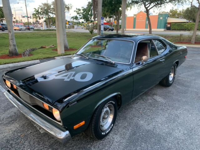 Plymouth Duster 1972 image number 36