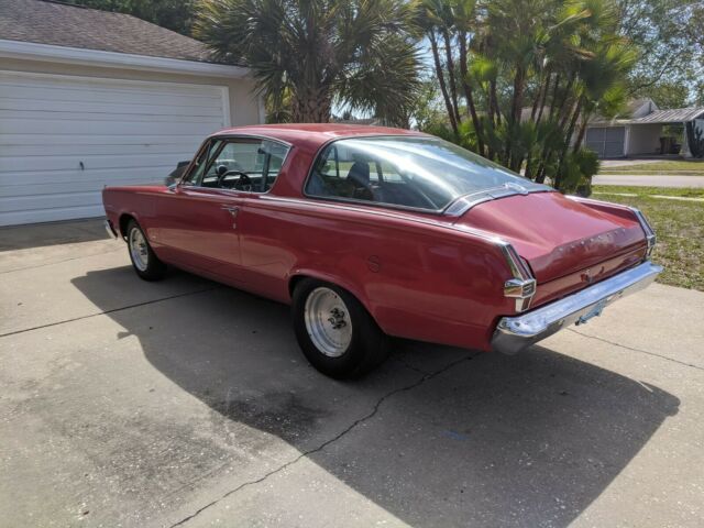 Plymouth Barracuda 1966 image number 4