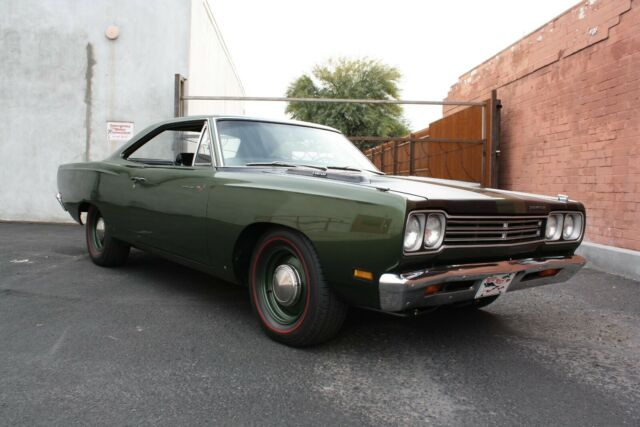 Plymouth Road Runner 1969 image number 29