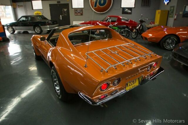 Chevrolet Corvette 1971 image number 9