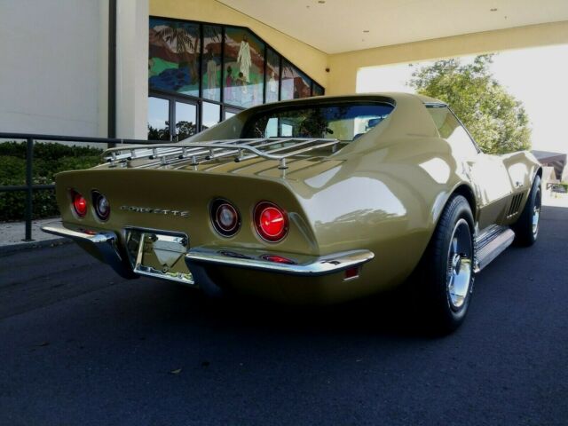 Chevrolet Corvette 1969 image number 12