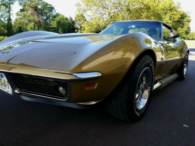 Chevrolet Corvette 1969 image number 13