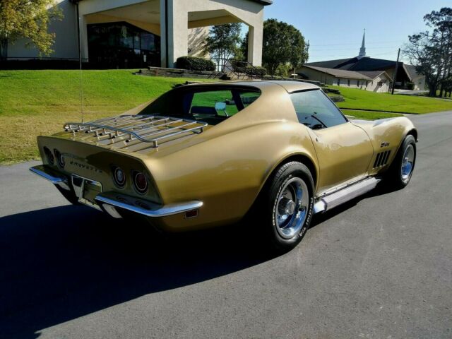 Chevrolet Corvette 1969 image number 29