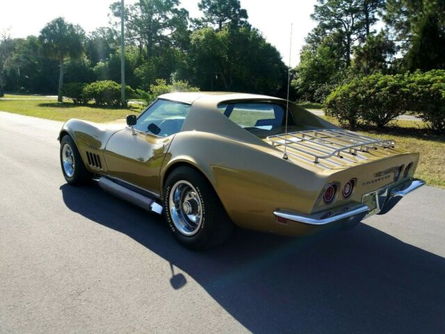 Chevrolet Corvette 1969 image number 4