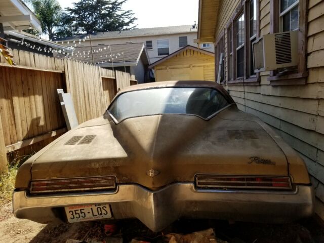 Buick Riviera 1971 image number 0