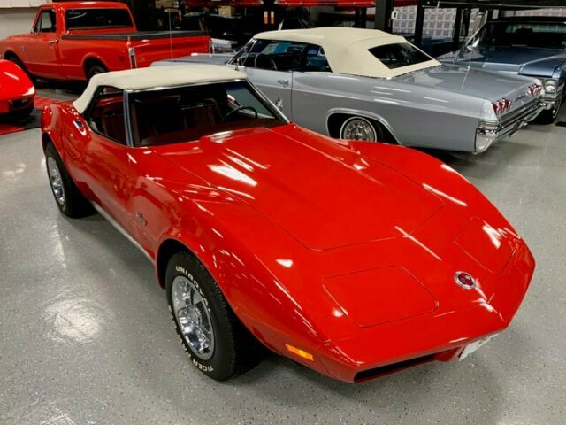 Chevrolet Corvette 1974 image number 17