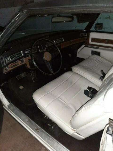 Cadillac Eldorado 1975 image number 5