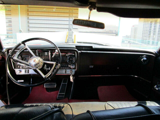 Oldsmobile Toronado 1967 image number 42