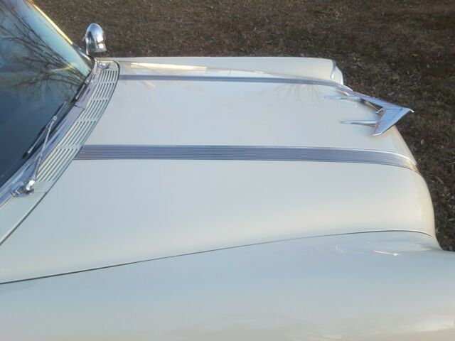 PONTIAC TWO DOOR HARDTOP 1956 image number 12