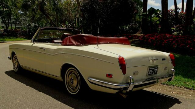 Rolls-Royce Corniche 1972 image number 31