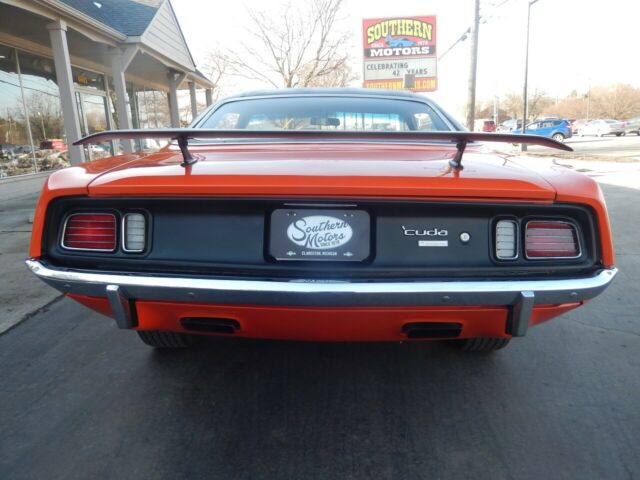 Plymouth Barracuda 1971 image number 17