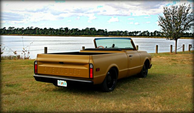 Chevrolet C-10 1971 image number 11