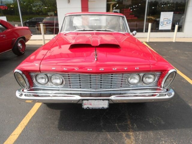 Plymouth Fury 1963 image number 9