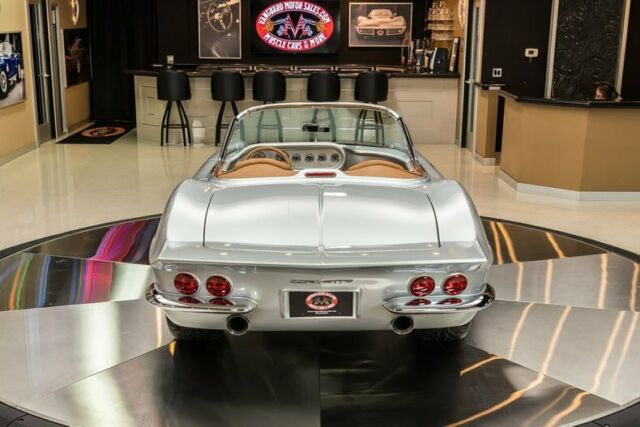 Chevrolet Corvette 1962 image number 40