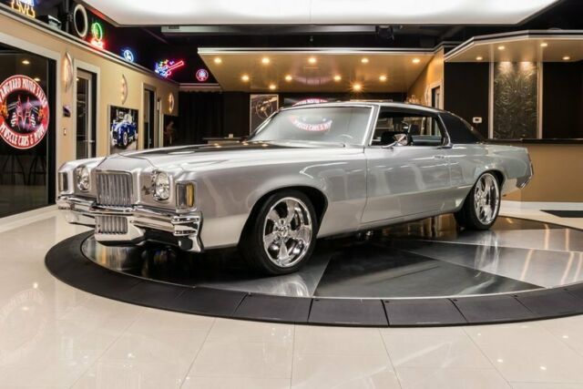 Pontiac Grand Prix 1971 image number 24