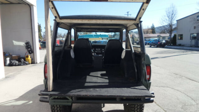 Ford Bronco 1975 image number 23