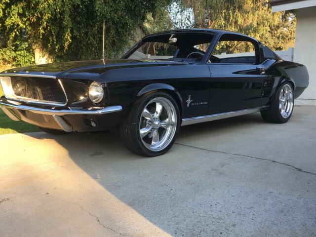 Ford Mustang 1967 image number 2