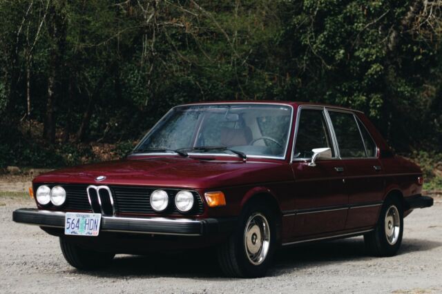 BMW 5-Series 1976 image number 0