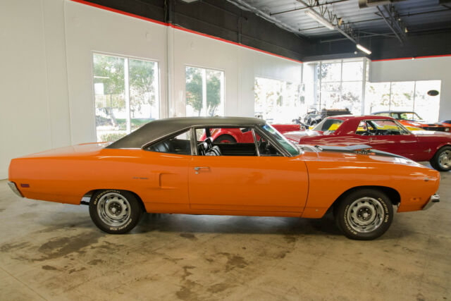 Plymouth Road Runner 1970 image number 6