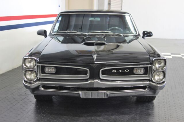 Pontiac Le Mans 1966 image number 30