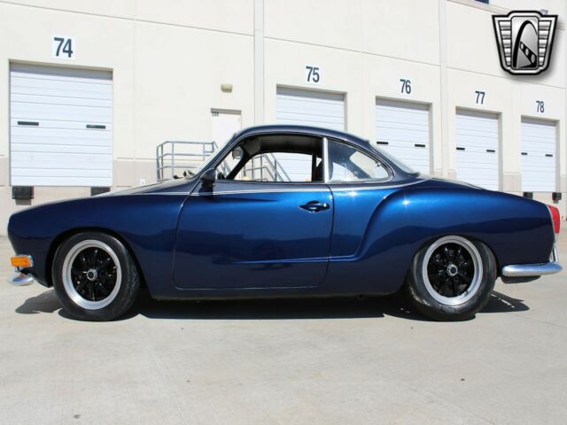 Volkswagen Karmann Ghia 1971 image number 31