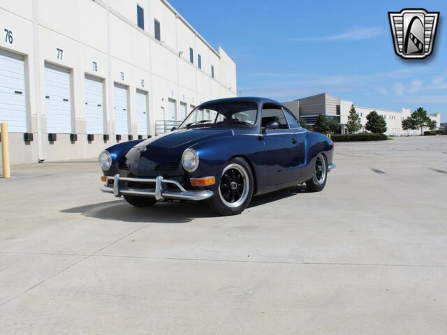 Volkswagen Karmann Ghia 1971 image number 4