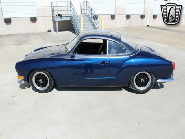 Volkswagen Karmann Ghia 1971 image number 5